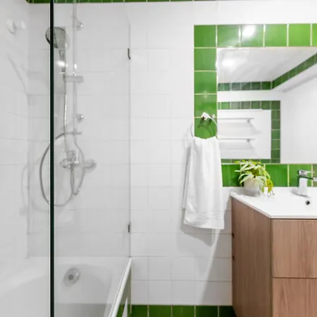 Mbird 19 301 * Εστορίλ