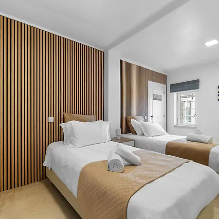 Διαμέρισμα Mbird 19 301 *